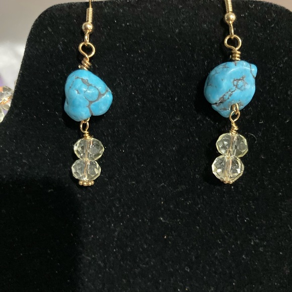 Howlite and crystals Set - Picture 2 of 4